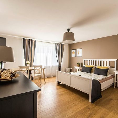 Sunshine Apartment Liepaja Exterior photo